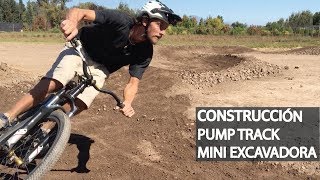 Construyendo un Pump Track de Bicicletas con la Mini Excavadora! Trail Building con Media Picota!