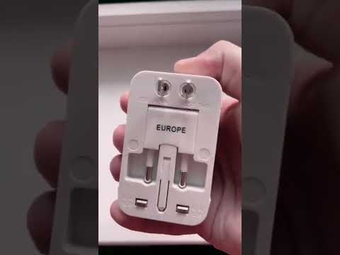UNIVERSAL TRAVEL ADAPTOR 2022. Универсальный адаптер для всех типов розетки