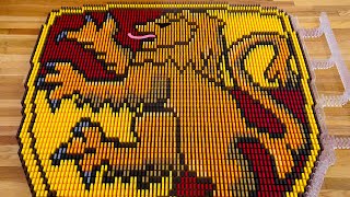 GRYFFINDOR in 15,000 Dominoes! (Harry Potter)