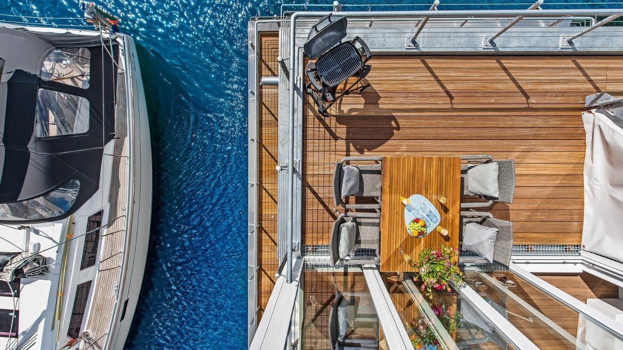 Wir stellen euch ein Hausboot / schwimmendes Haus im OstseeResort Olpenitz vor