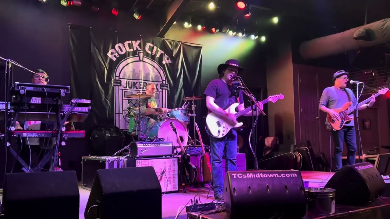 Rock City Jukebox covers “I Shot the Sheriff” by Eric Clapton Live at TC’s Midtown Grill 12/6/24