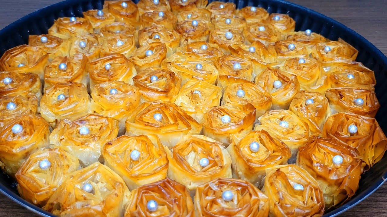 GÜL BAKLAVA/HAZIR YUFKADAN KOLAY BAKLAVA#baklava #cevizlibaklava #tarif #tatlı #kolaytarifler #yemek