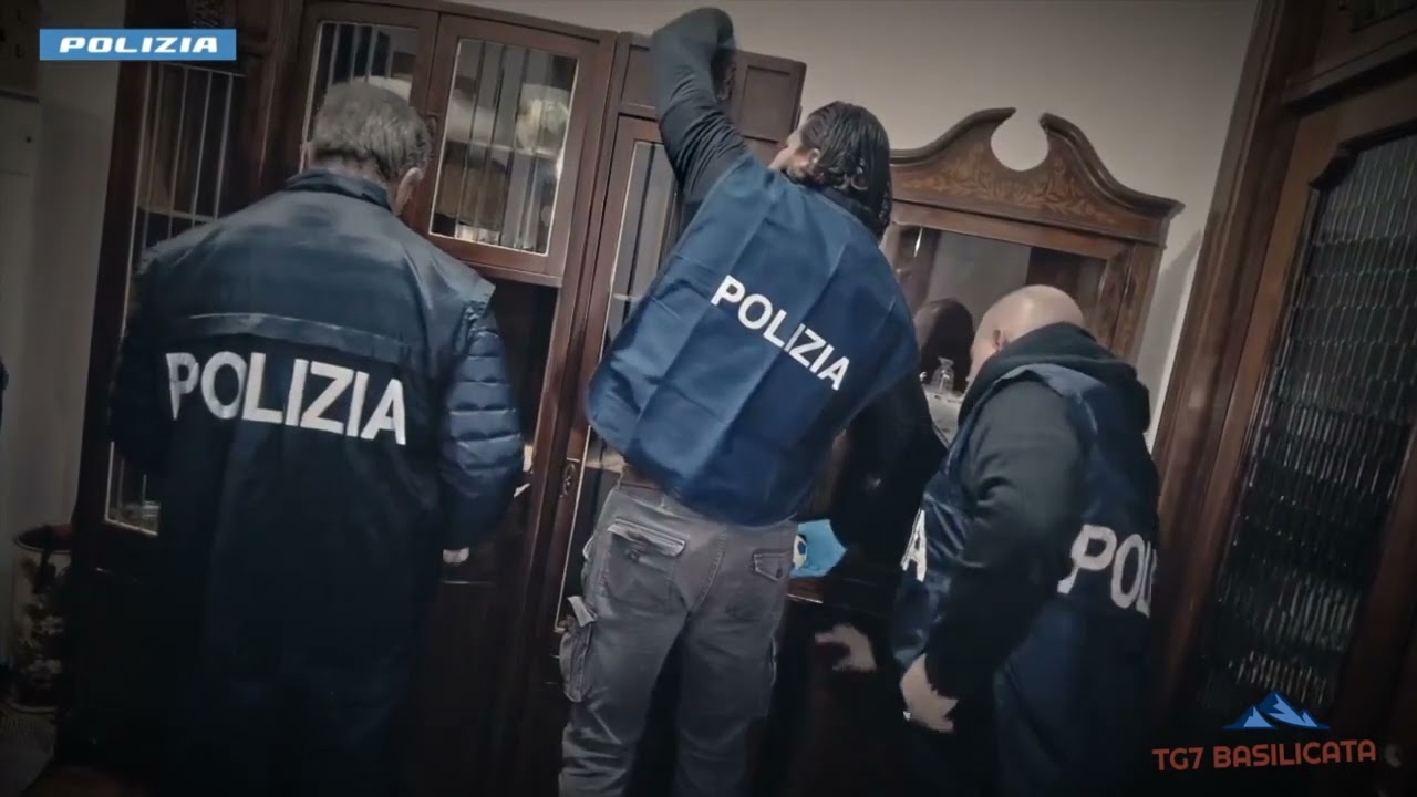 TG7 Basilicata Matera. La Polizia arresta 24enne punto di riferimento nei Droga Party