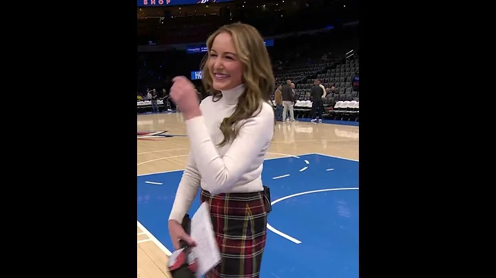 The Thunder mascot terrified the Blazers' courtsid...