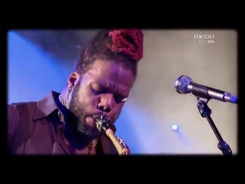 Robert Glasper Experiment -
Tribute To Roy Ayers feat Pete Rock & Stefon Harris