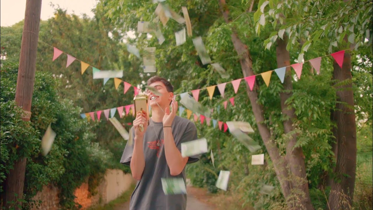 Watch AJAR - FLOU (Clip Officiel) on YouTube Watch AJAR - FLOU (Clip Officiel) on YouTube