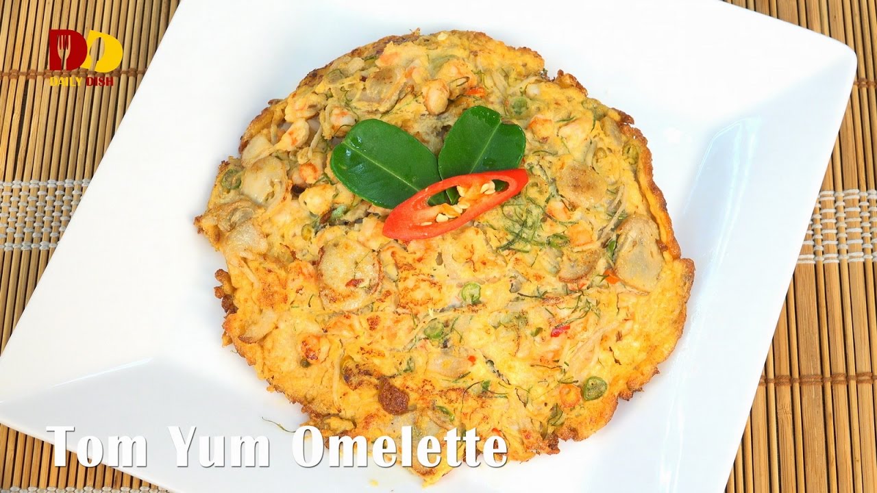 Tom Yum Omelette | Thai Food | Kai Jeaw Tom Yum | ไข่เจียวต้มยำ