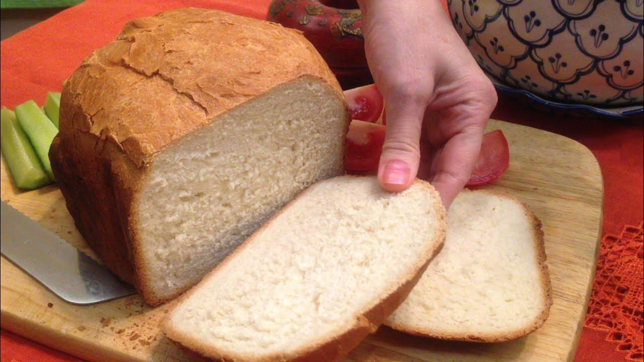 Домашний хлеб из хлебопечки. Сырые дрожжи в хлебопечке. Сырые дрожжи в хлебопечке. Белый хлеб без дрожжей. Прессованные дрожжи в хлебопечке.