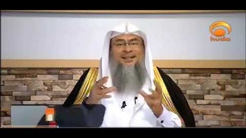 Can we listen to the Ruqya instead of us reciting ourselves   Shaikh Assim Al Hakeem  #HUDATV