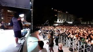 Eypio - Anakonda (Koynumda Beslediğim Solucanlar Olmuşlar Anakonda) (Sahne Önünden Canlı)