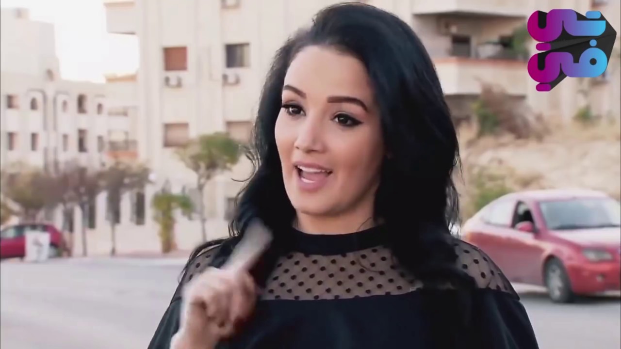 متزوج صبيتين وكل وحدة أحلى من التانية - ولما اتزوج التالتة شوفو شو صار فيه