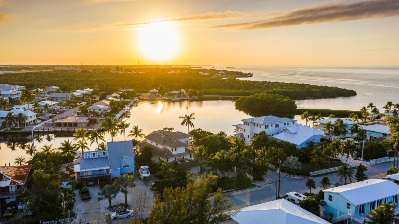 Bayfront Luxury Estate in Marathon, FL | 111 Brian Rd | 120’ Waterfront | $3,450,000