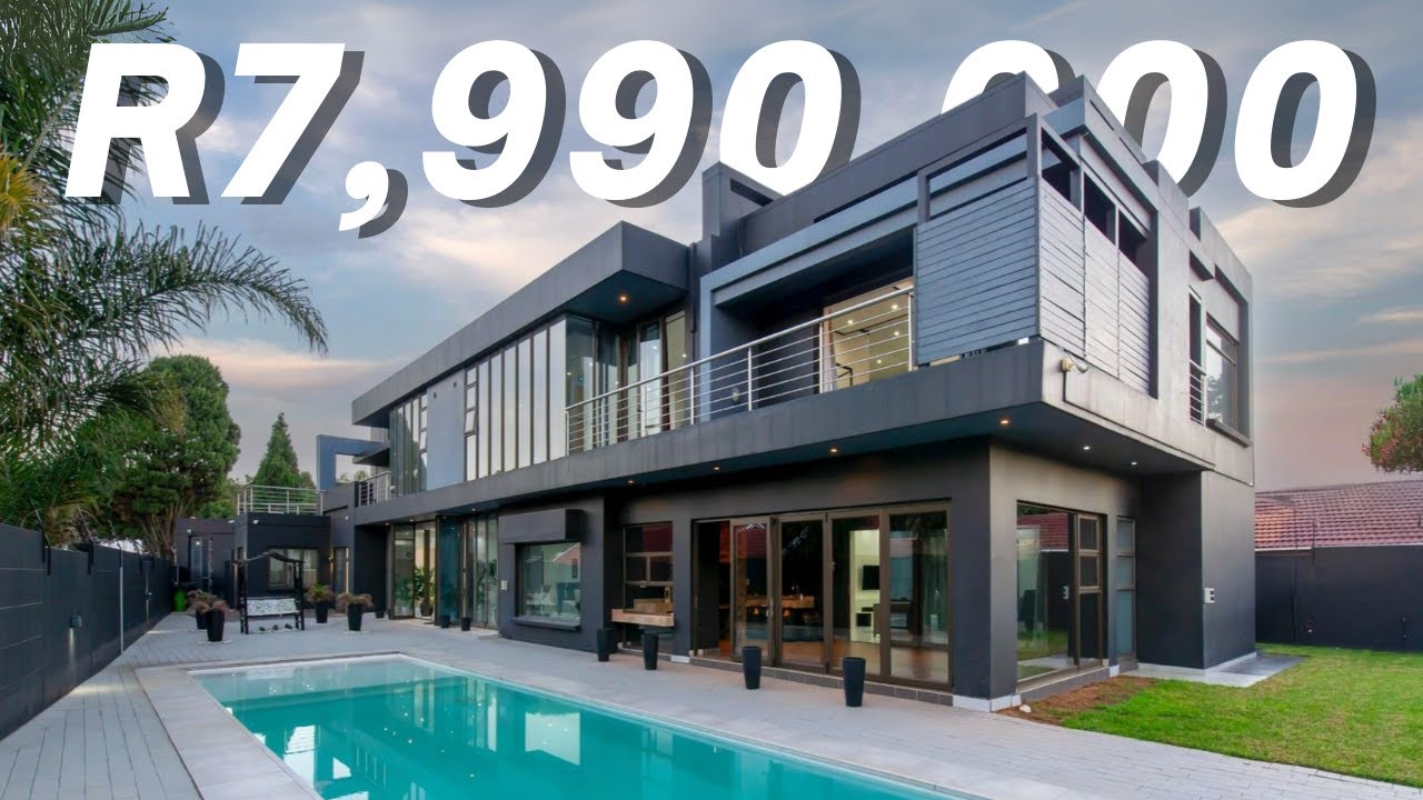 Touring INVITING FAMILY HOME in Bedfordview