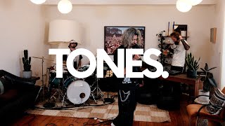 TONES | WHO SHOT SCOTT Live at BIG FAN