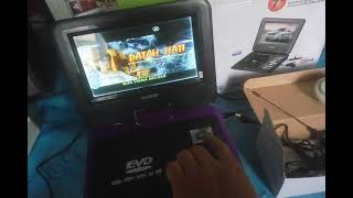 DVD portabel tv USB Radio Sd Cart fleco 7inchi