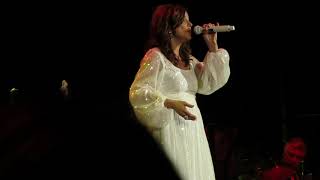 Martina McBride - Do You Hear What I Hear (Enhanced audio)