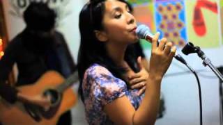 Video thumbnail of "Mocca - Me & My Boyfriend Live @ Provoke! In The Garage"