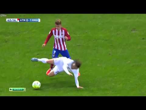 Luka Modrić vs Atletico Madrid Away (04/10/2015) HD 720p