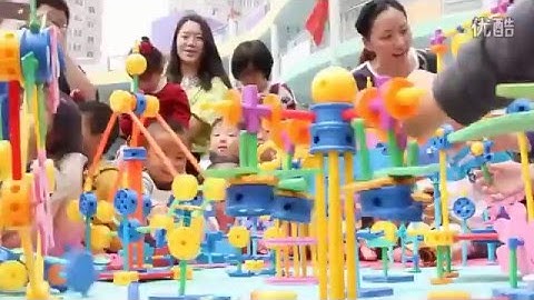 Thinkertoy DIY building blocks - Families Creativity Competition