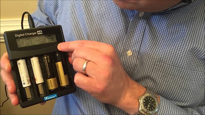 Foxnovo Digital Charger 4S