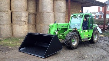Heavy Duty Bucket by Evans & Reid - On Merlo P26.6