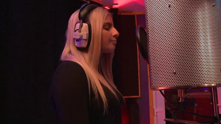 Molly Burford - Styles Recording Studio