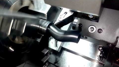 eccentric worm drive turning on a Doosan Lynx 220 LY