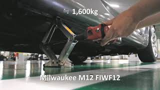 Milwaukee M12 FIWF12 for lift the vehicle with scissor jack
