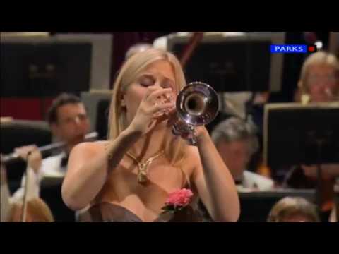 Alison Balsom, Haydn Trumpet Concerto in Eb, 1st mov.