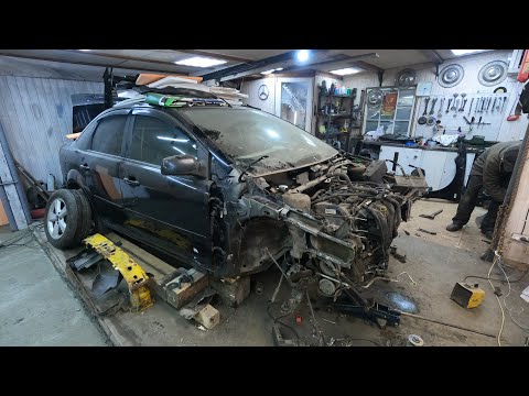 Из ТОТАЛА в ИДЕАЛЬНОЕ авто для себя. Как ПЕРЕКУПЫ ремонтируют тачки / Focus 2