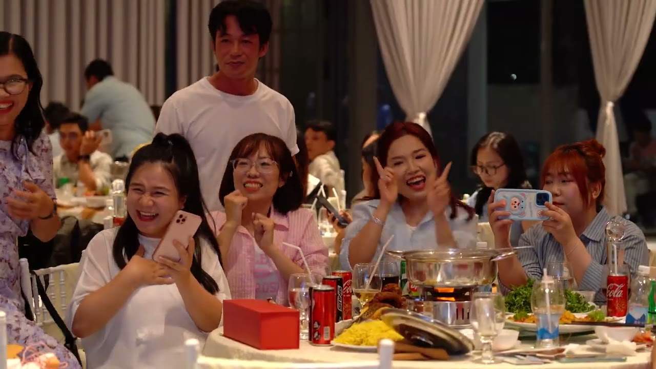 LK Năm qua ta đã làm gì + Làm gì phải hốt + Vạn sự như ý