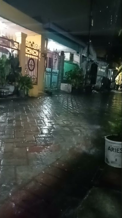 Walk Around || Suasana Hujan Di Malam hari Kampungku #hujan #malam