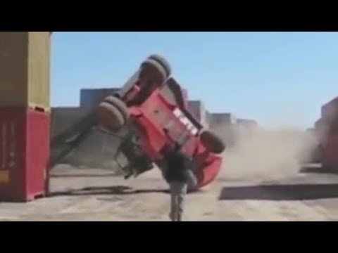 30 フォークリフト事故 落下 転倒 衝突 フォークリフト荷役作業事故映像集 Youtube
