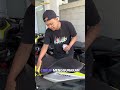 MEEMBERSIHKAN JOK MOTOR PAKAI HAFEZ