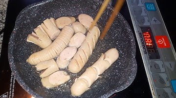 Cách chiên xúc xích các loại hình thù bé thích!