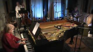 Beegie Adair performs the Japanese pop classic, Sweet Memories chords