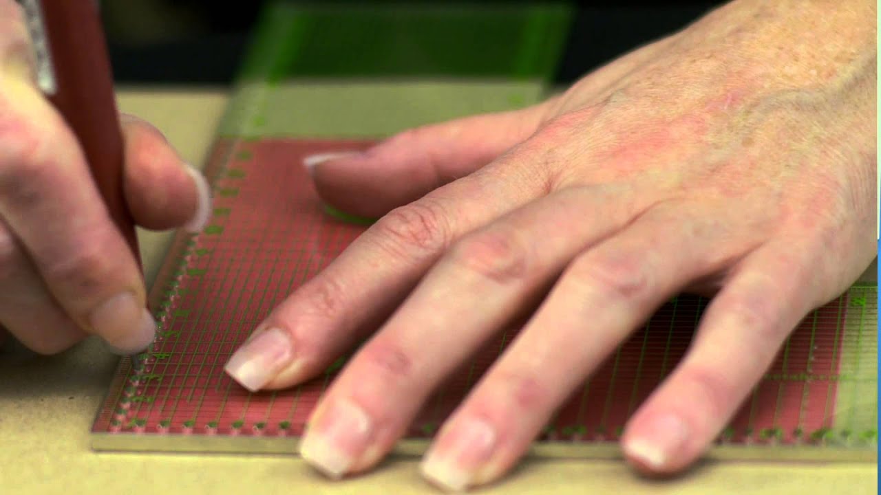 Creating faux stitching and aligning gems