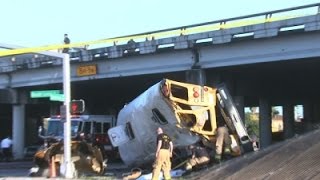 Raw: Houston School Bus Crash Kills At Least 2