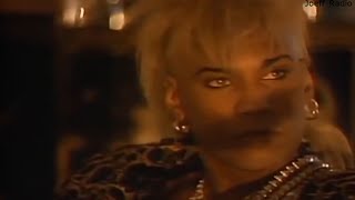 Jean Beauvoir - Feel The Heat (1986 - BO "Cobra" - Official Clip HD)