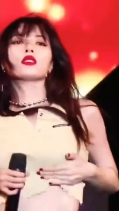 Hyuna lifting her b--bs😲#hyuna #hyunaedit#blackpink #shorts