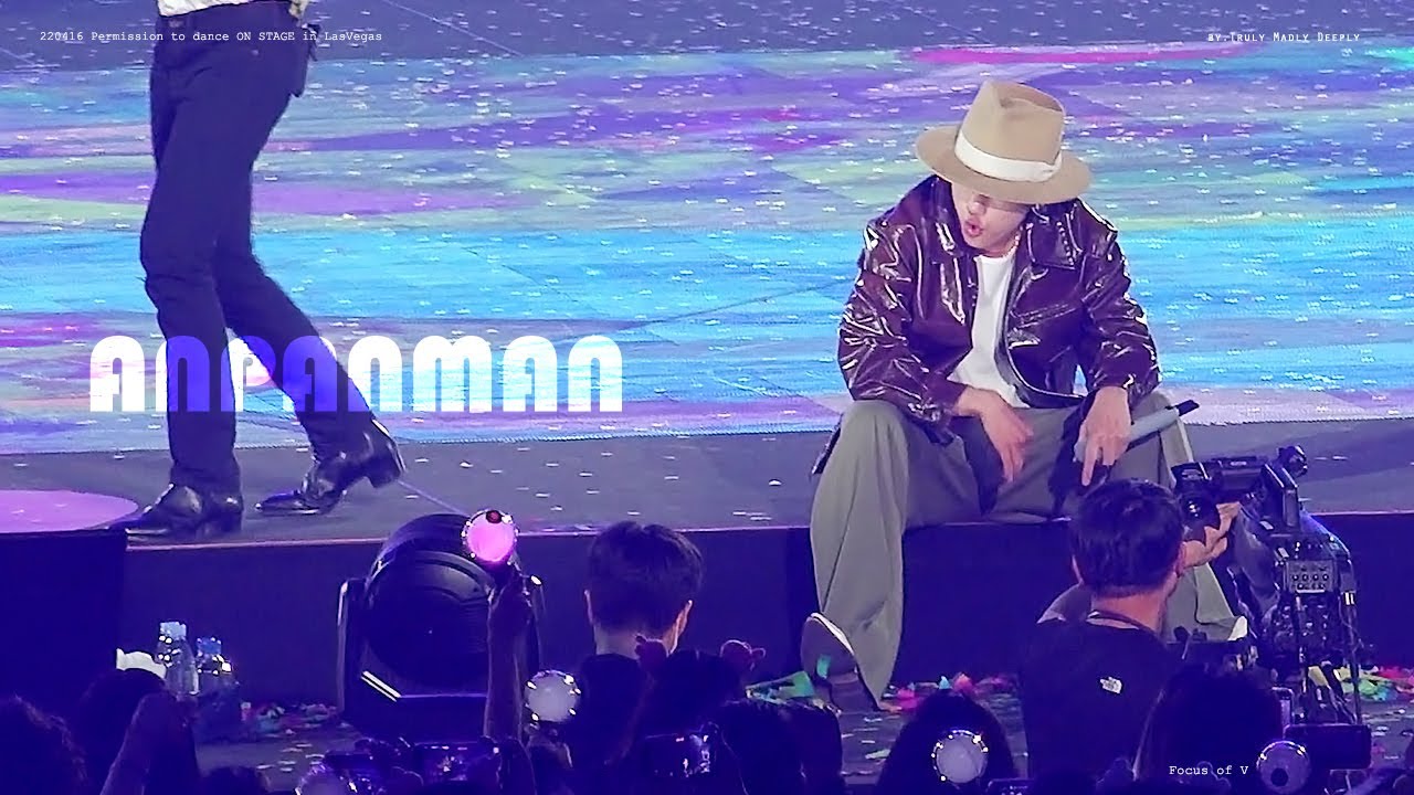 220416 BTS PTD IN LasVegaS - ANPANMAN focus of 방탄소년단 뷔 태형 뷔 Taehyung FANCAM