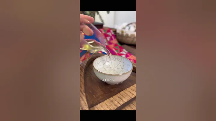 岁月不声不响，妳且不慌不忙，在凡俗的烟火里，愿以素心，阅来日方长，愿晨昏相依，四季皆喜… wechat：zj4867 #普洱茶 #茶知识 #茶文化 - 天天要闻