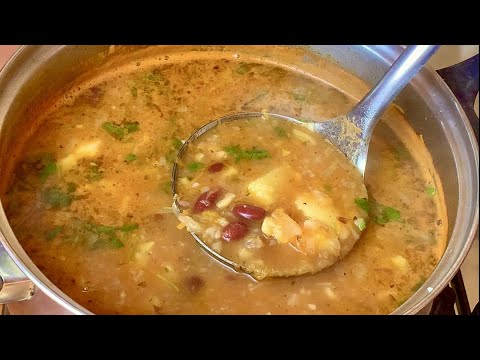 Видео рецепт Суп с консервированной фасолью