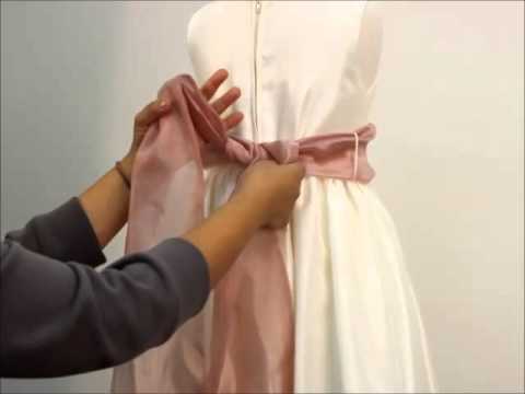 How to Tie the Perfect Bow on a Dress 