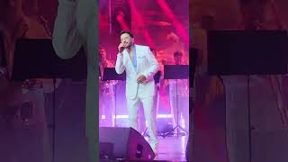 Emre Altuğ- Erkeklerde Yanar🤩Harbiye Açıkhava Tiyatrosu #emrealtuğ #nazanöncel #erkeklerdeyanar