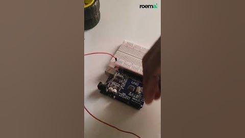 Blinking Two Leds alternatively