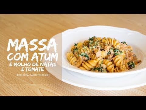 Massa com Atum e Molho de Natas e Tomate