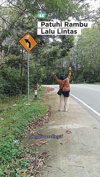 Harus sesuai dengan rambu lalu lintas 🤣😅 #fyp #viral #lucu #ngakak #comedy #hiburan