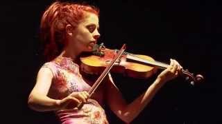 lindsey-stirling---song-of-the-caged-bird-music-box-tour