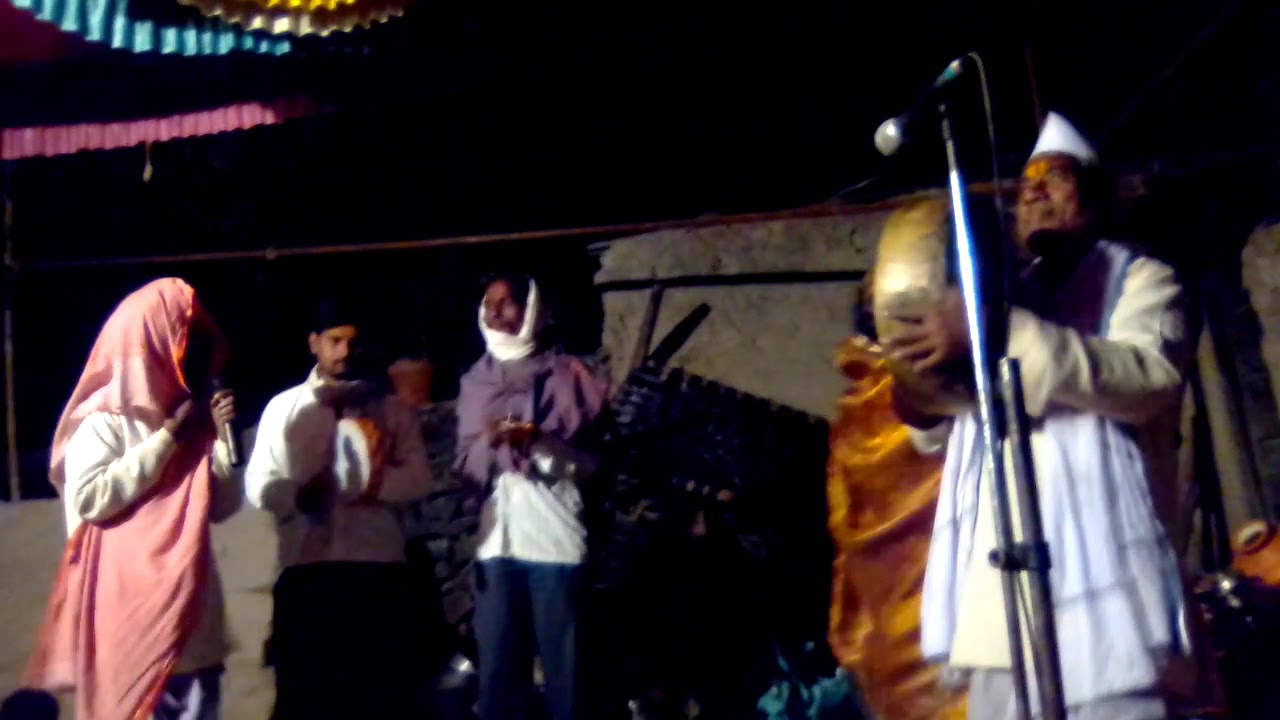 गोविंद वाघे मु पो:गांजूर ता:चाकूर जिल्हा लातूर मधून सुप्रसिद्ध वाघ्या-मुरूळी  कार्यक्रम